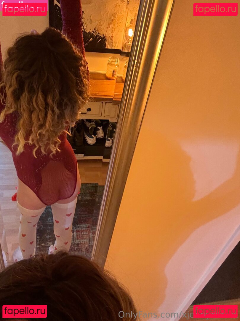 xjennycrossx Nude Onlyfans Photo 8