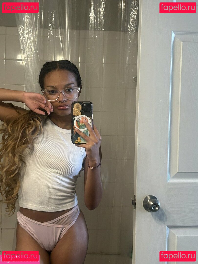 missyhollywoodd Nude Onlyfans Photo 9
