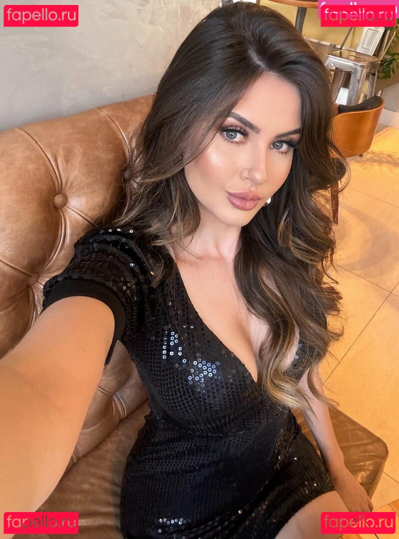 Amanda Girotto Nude Onlyfans Photo 16