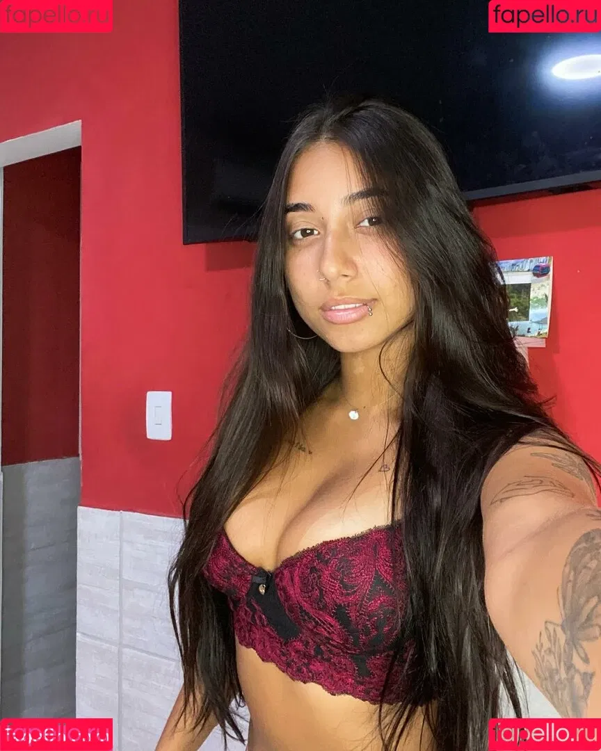 Rayssa Guedes Onlyfans Photo Gallery 