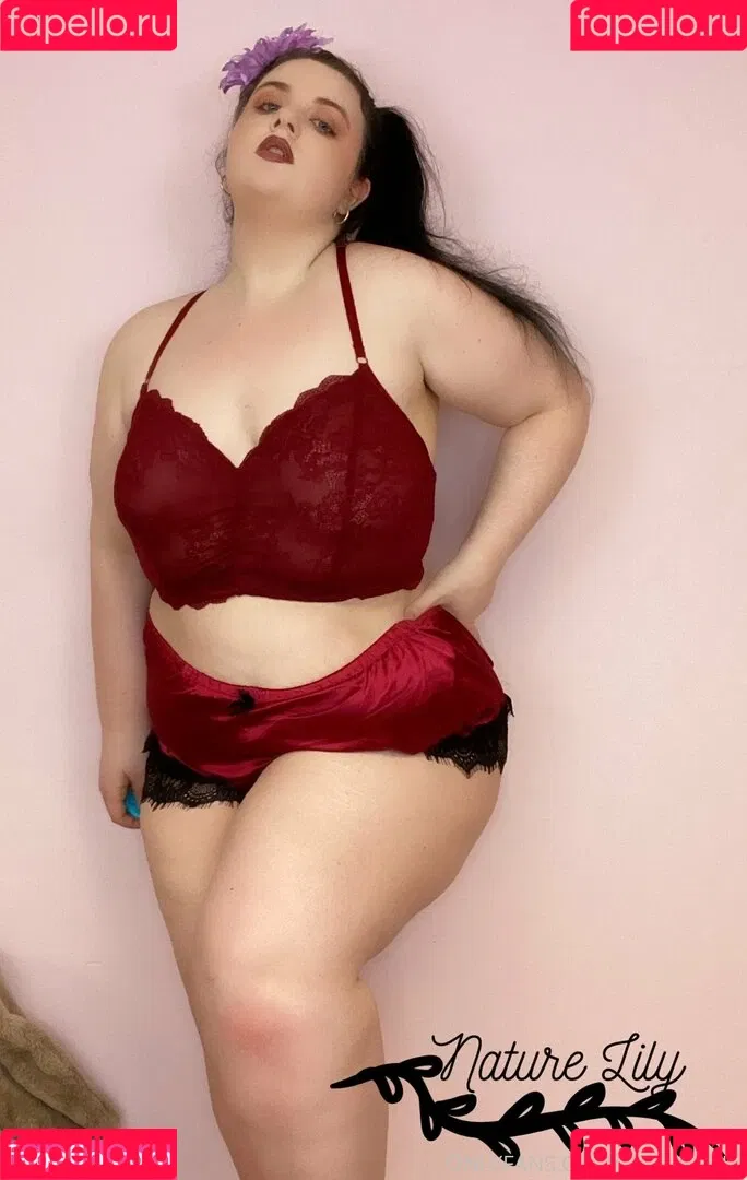 naturebabylily Onlyfans Photo Gallery 