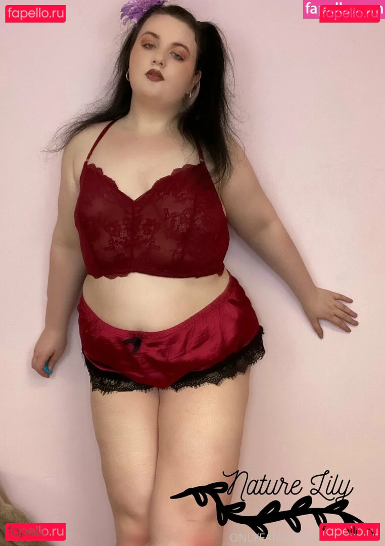 naturebabylily Onlyfans Photo Gallery 