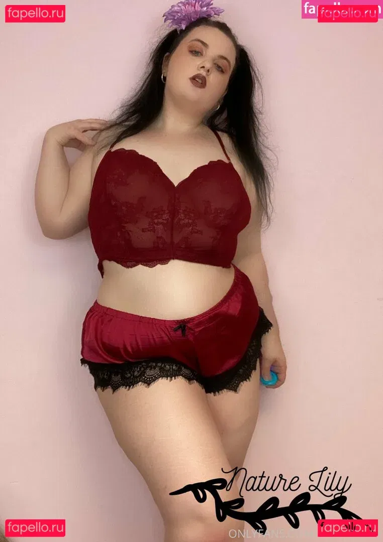 naturebabylily Onlyfans Photo Gallery 