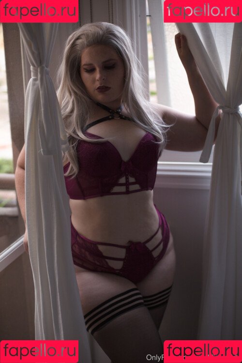 MaddicMaddy Onlyfans Photo Gallery 