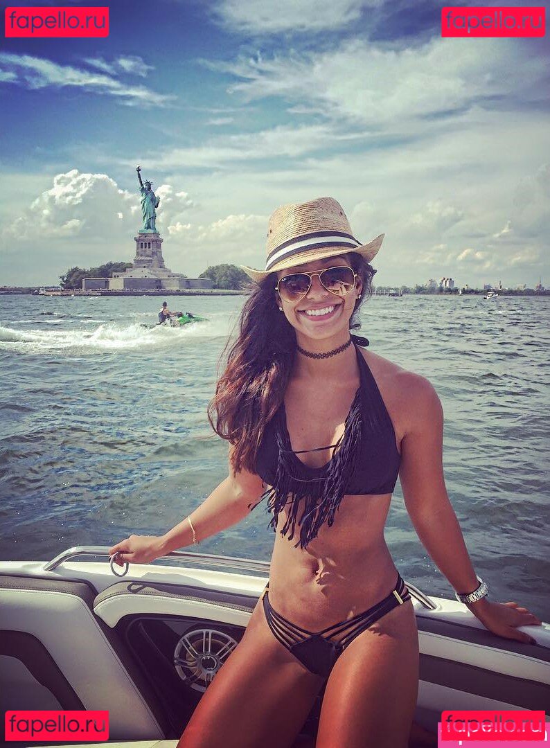 Manuela Arbelaez Nude Onlyfans Photo 19