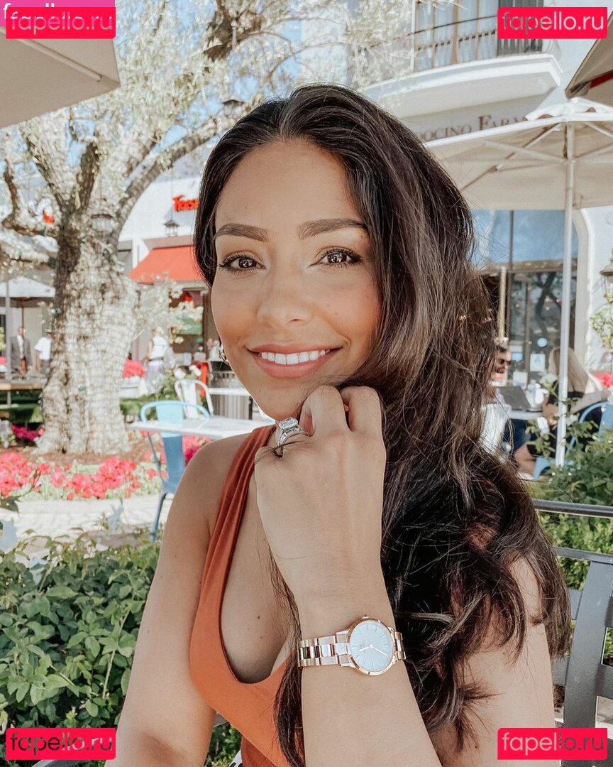 Manuela Arbelaez Nude Onlyfans Photo 11