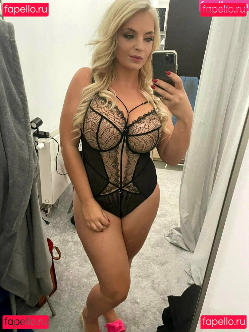 Ines Cudna Nude Onlyfans Photo 5