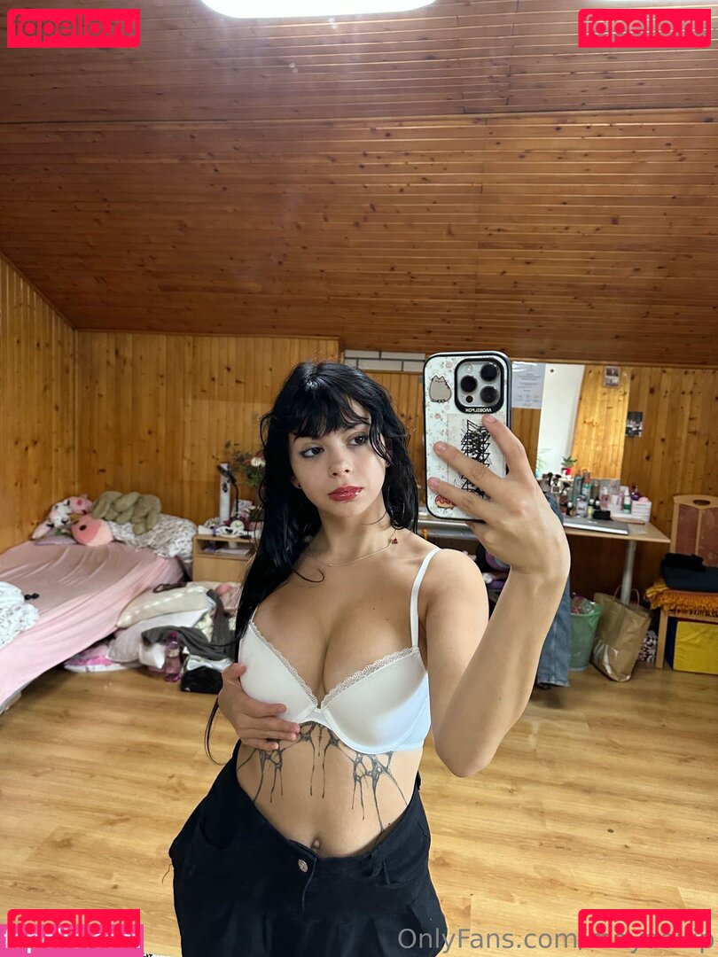Maya VIP Nude Onlyfans Photo 13