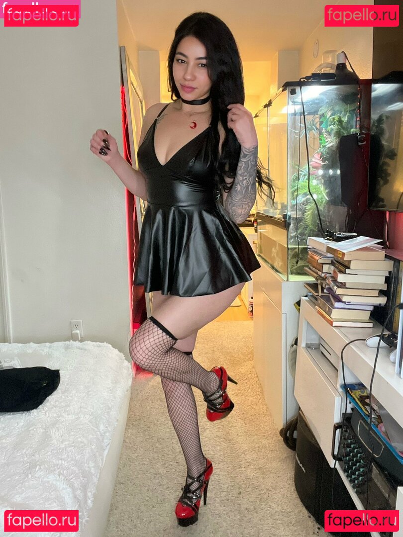 Esmi Lee Nude Onlyfans Photo 23