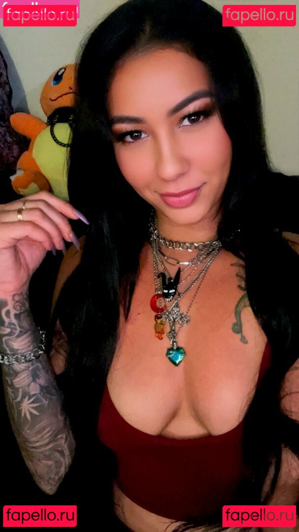 Esmi Lee Nude Onlyfans Photo 19