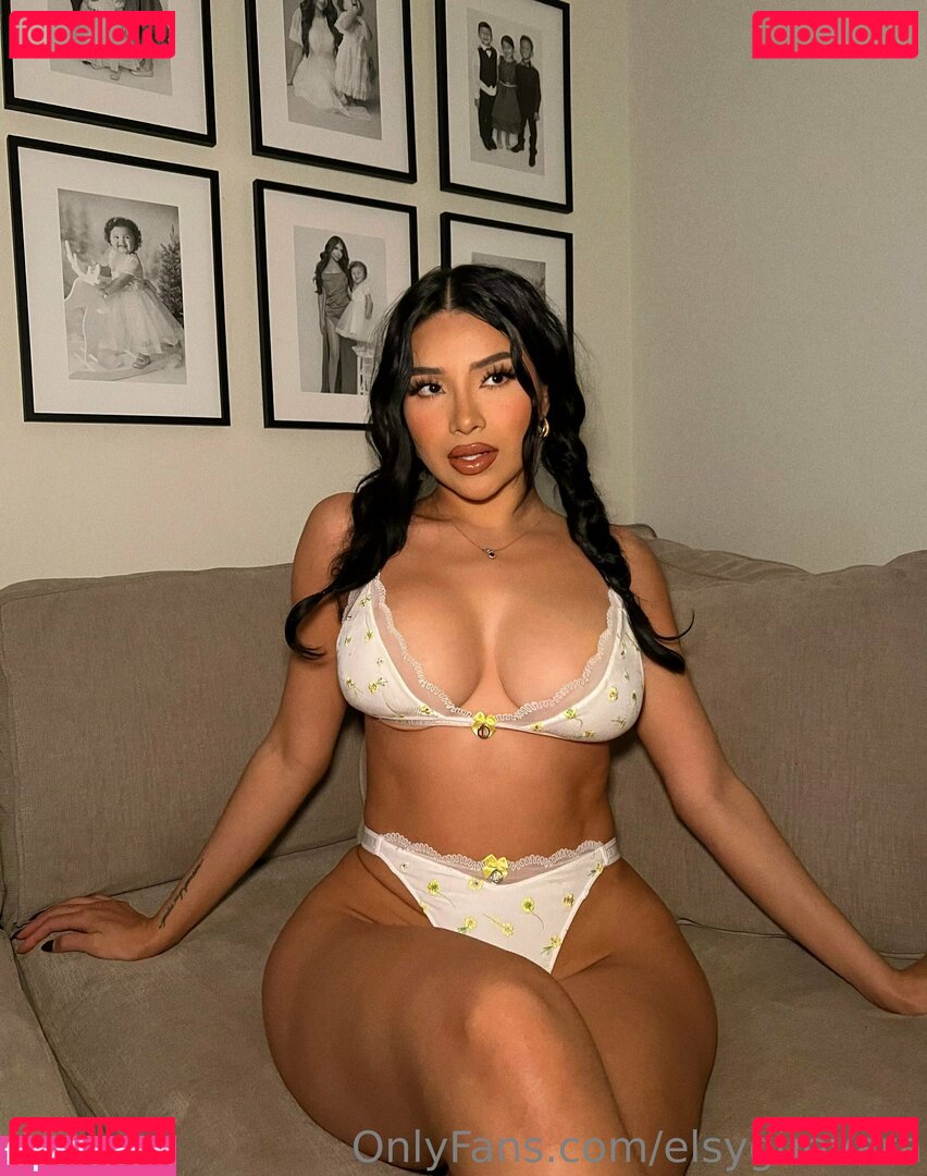 Elsy Guevara Nude Onlyfans Photo 15