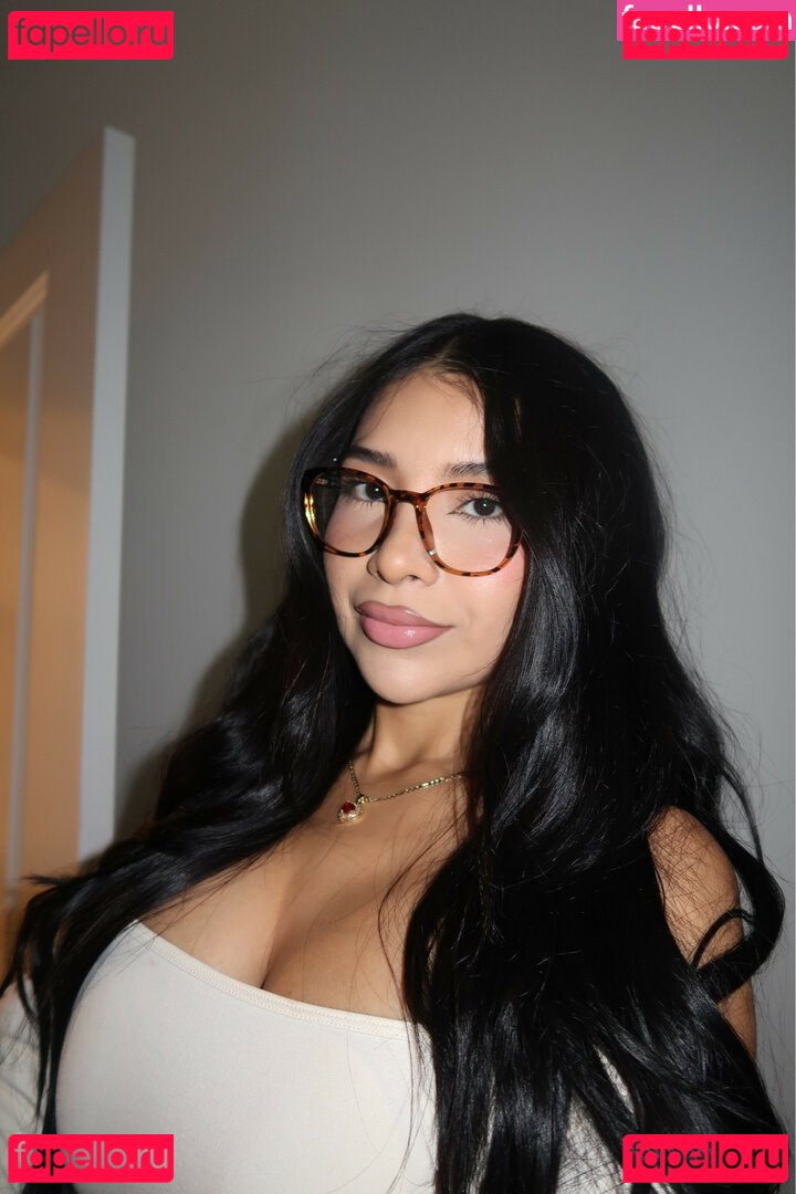 Elsy Guevara Nude Onlyfans Photo 5