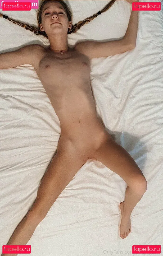 babylipss13 Onlyfans Photo Gallery 