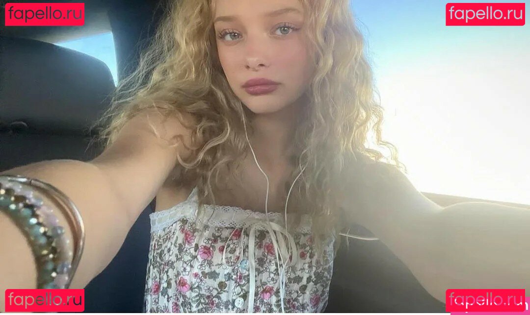 Amiah Miller Nude Onlyfans Photo 3