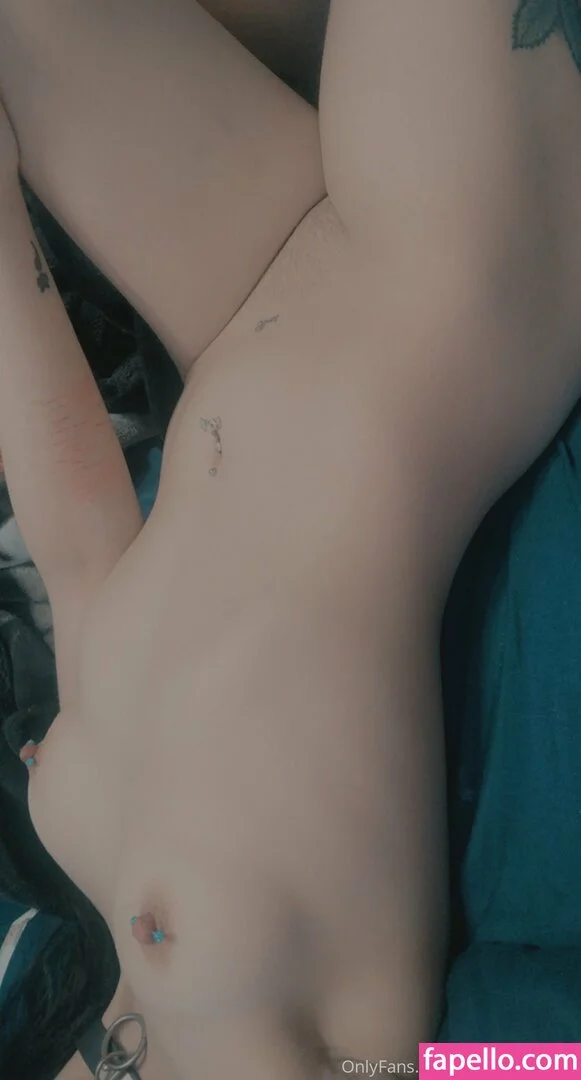 sadliittlestoner Onlyfans Photo Gallery 