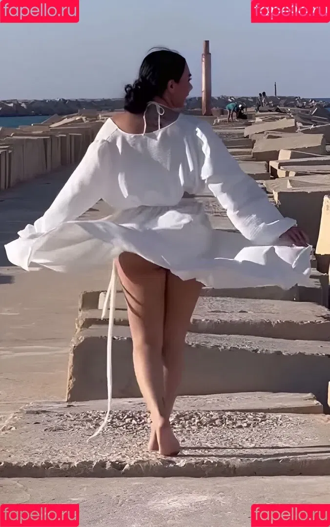 Mirhan Hussein Onlyfans Photo Gallery 