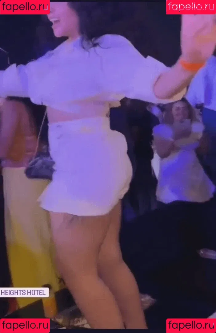 Mirhan Hussein Onlyfans Photo Gallery 