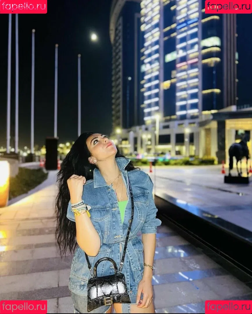 Mirhan Hussein Onlyfans Photo Gallery 