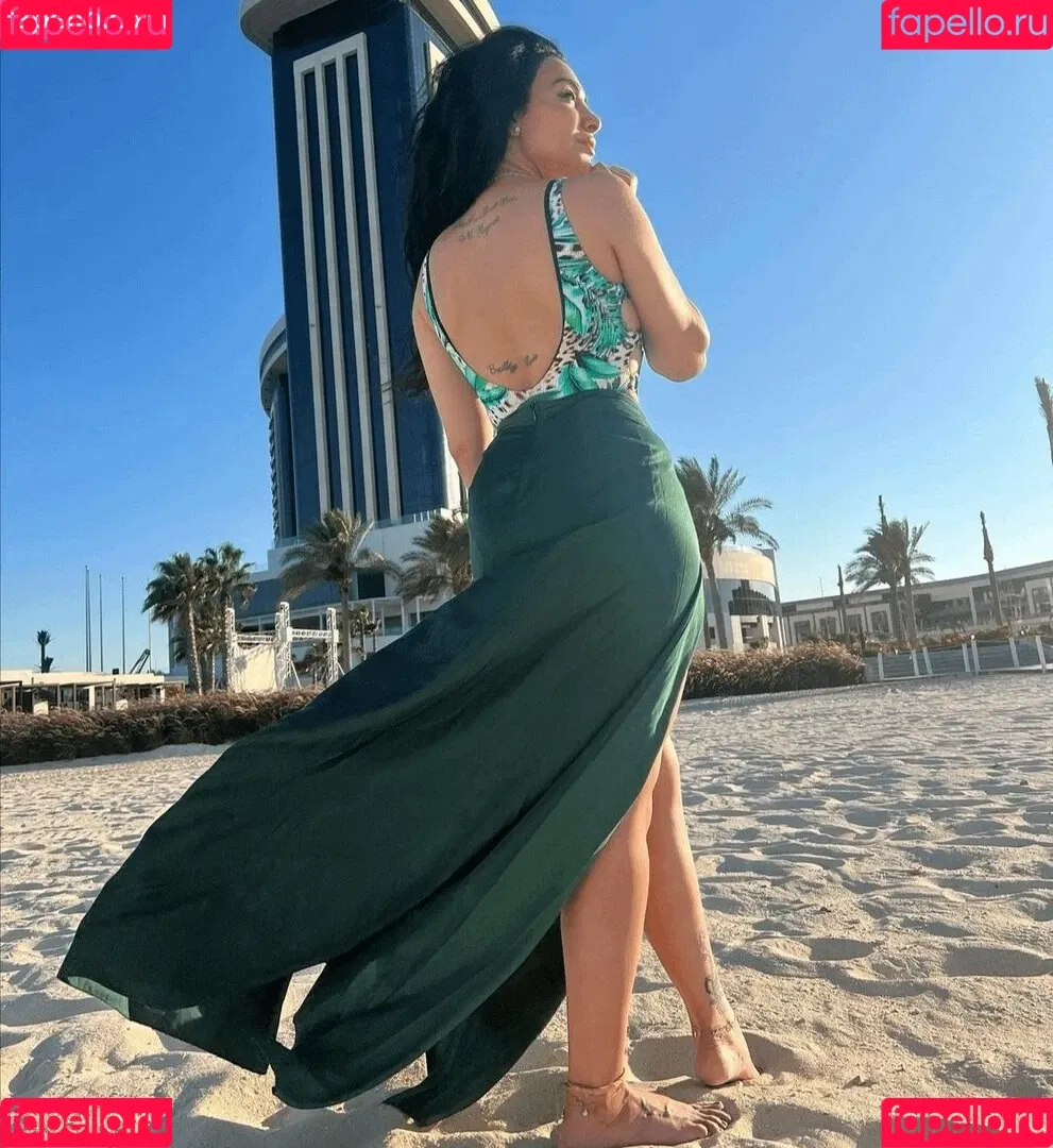 Mirhan Hussein Onlyfans Photo Gallery 