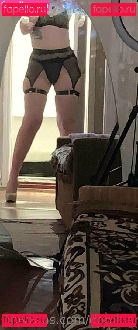 dominant_rina Nude Onlyfans Photo 45