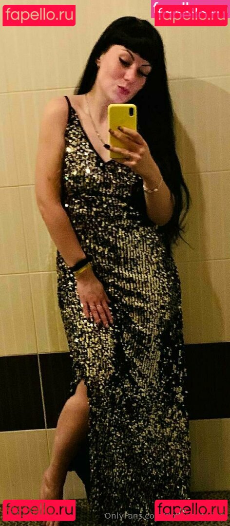 dominant_rina Nude Onlyfans Photo 9
