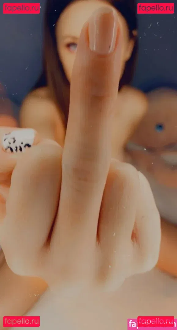 avacrucio Onlyfans Photo Gallery 