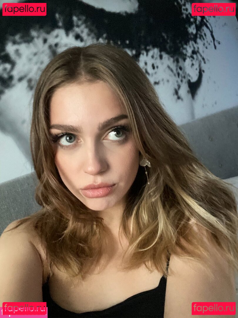 Schmolni Nude Onlyfans Photo 16