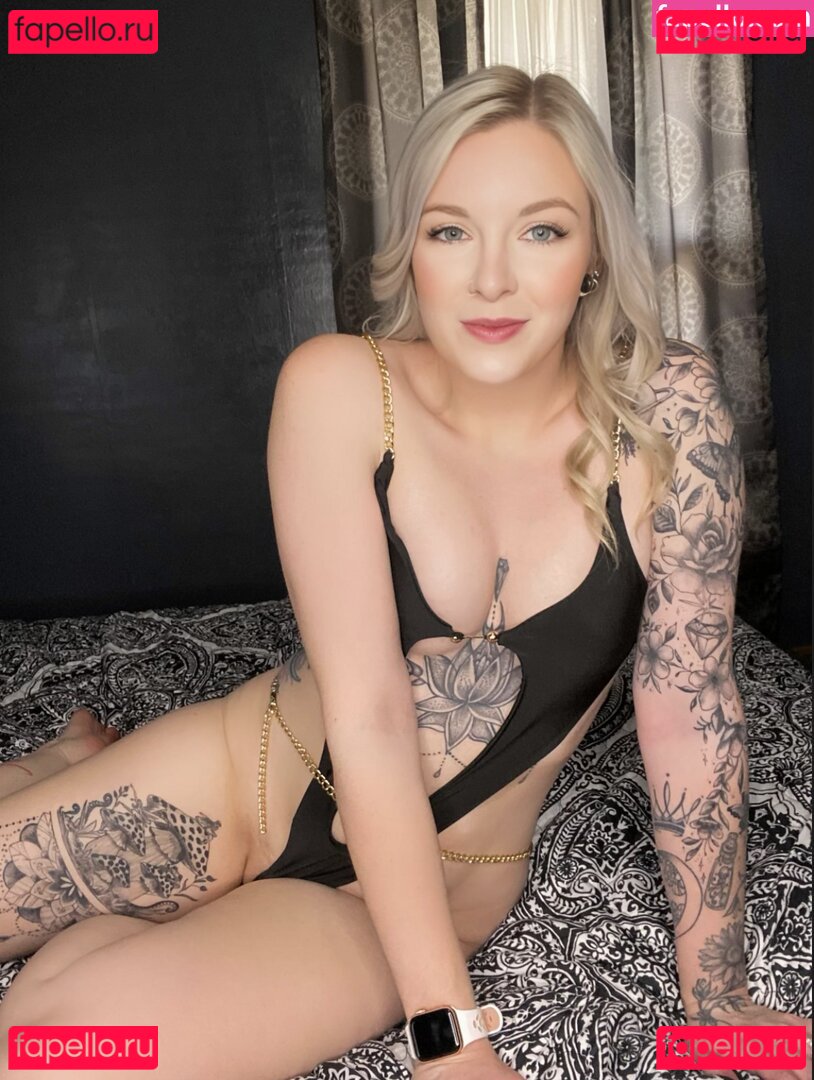 Quinnsparks Nude Onlyfans Photo 8