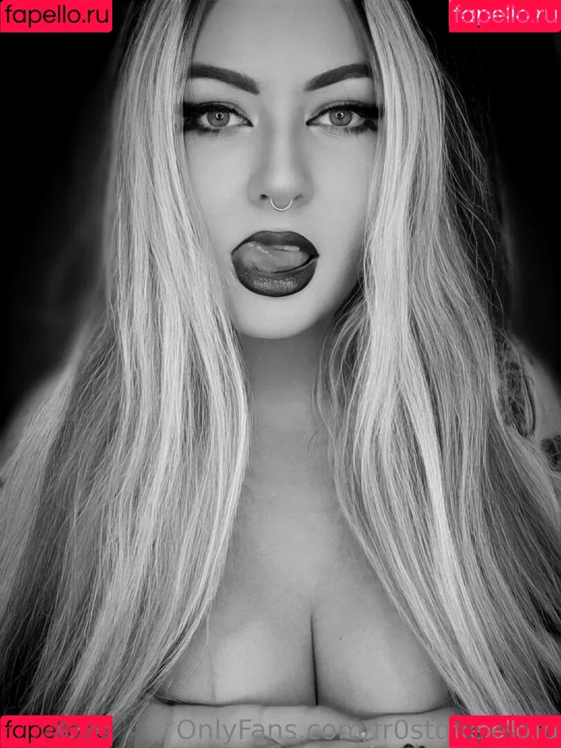 fr0stqueenvip Onlyfans Photo Gallery 