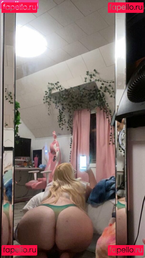 Hentaihips Nude Onlyfans Photo 13
