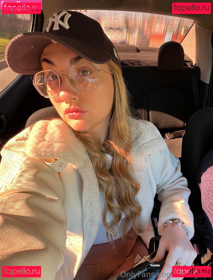 emiilyhot Nude Onlyfans Photo 19