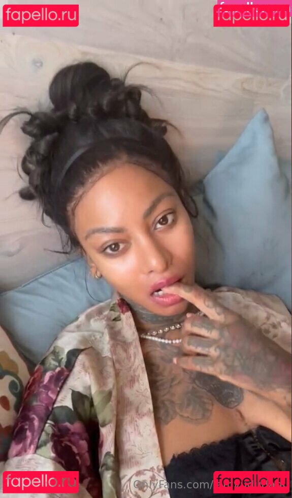 iamvududahl Nude Onlyfans Photo 10