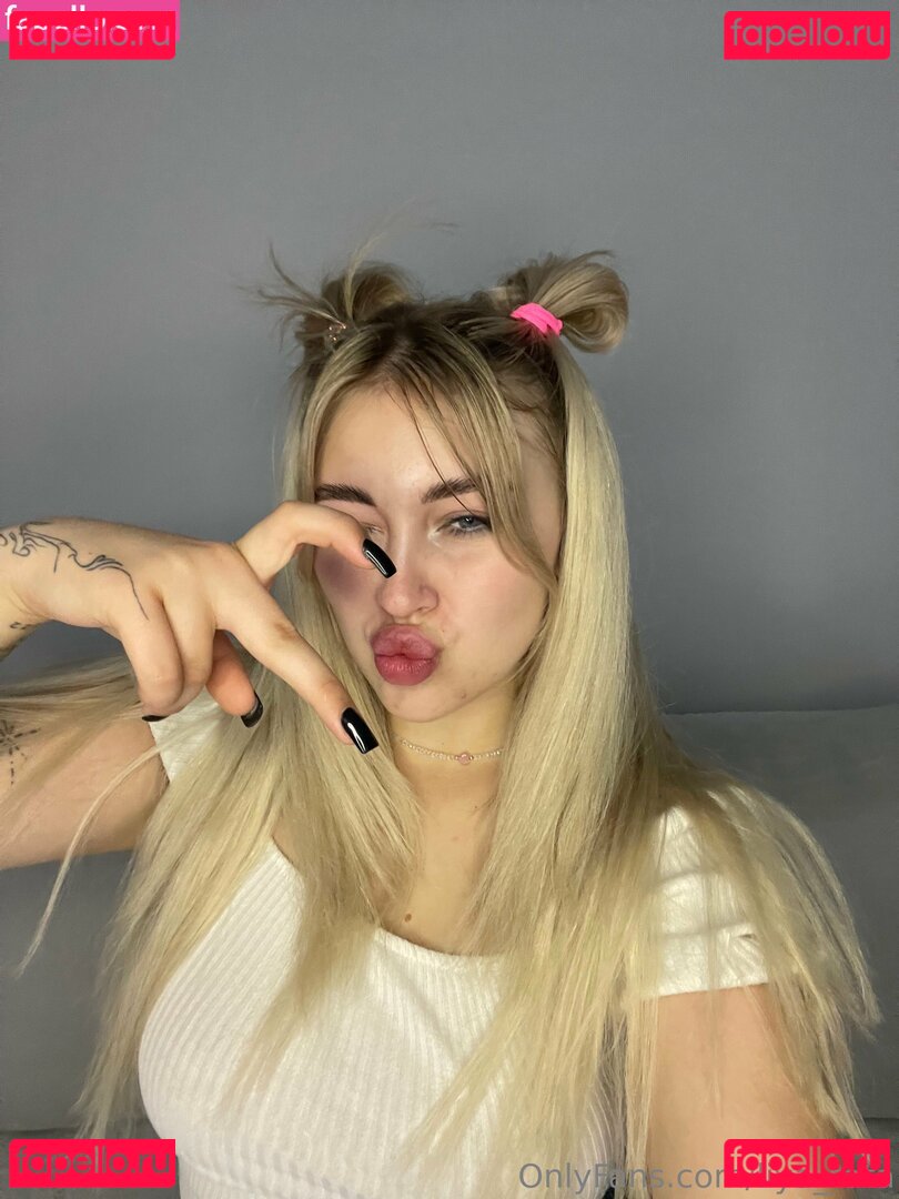 Liya Tata Nude Onlyfans Photo 33