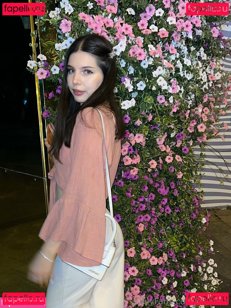 ellieone Nude Onlyfans Photo 21