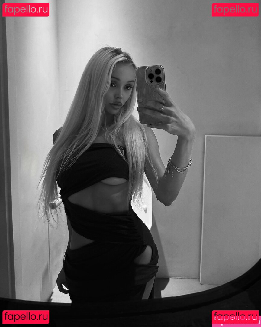 Lisa Pedersen Nude Onlyfans Photo 29