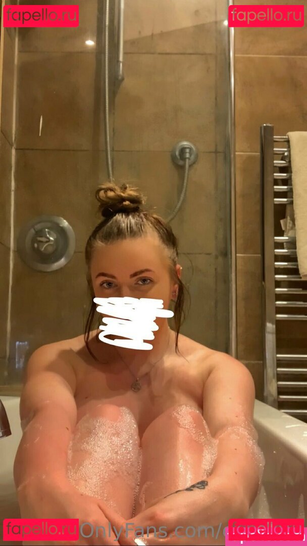 cr19990 Nude Onlyfans Photo 30