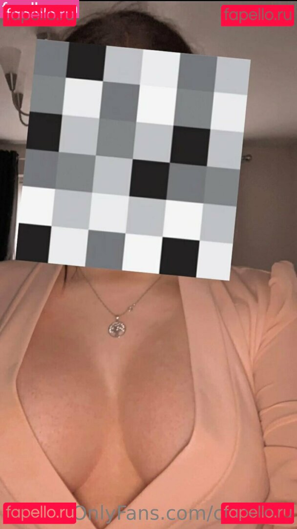 cr19990 Nude Onlyfans Photo 29