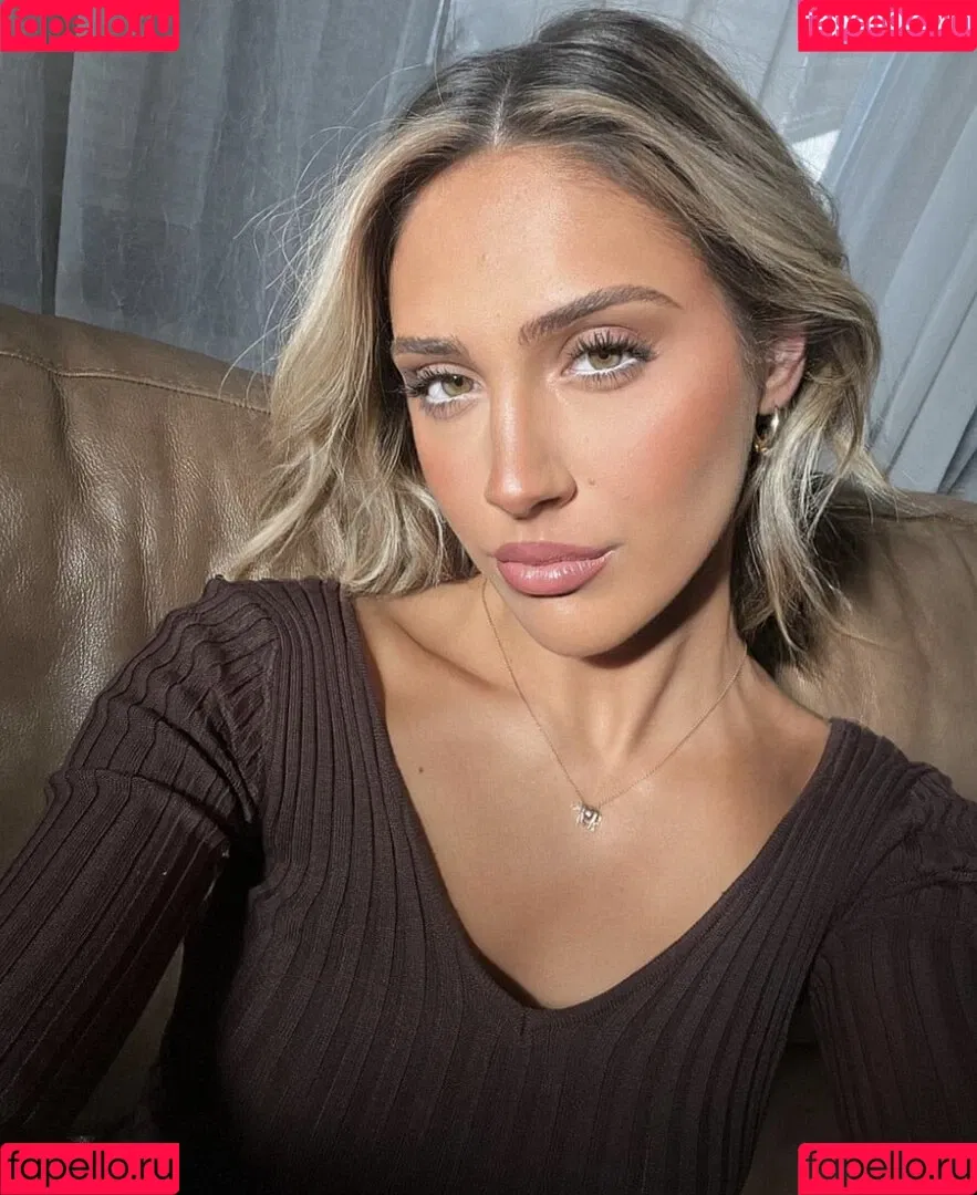 Bella Keuch Onlyfans Photo Gallery 
