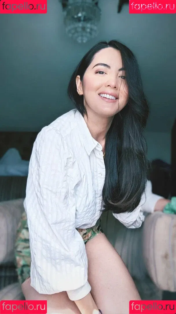 Jane Douglas Onlyfans Photo Gallery 