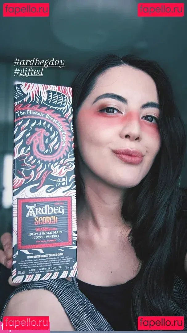 Jane Douglas Onlyfans Photo Gallery 