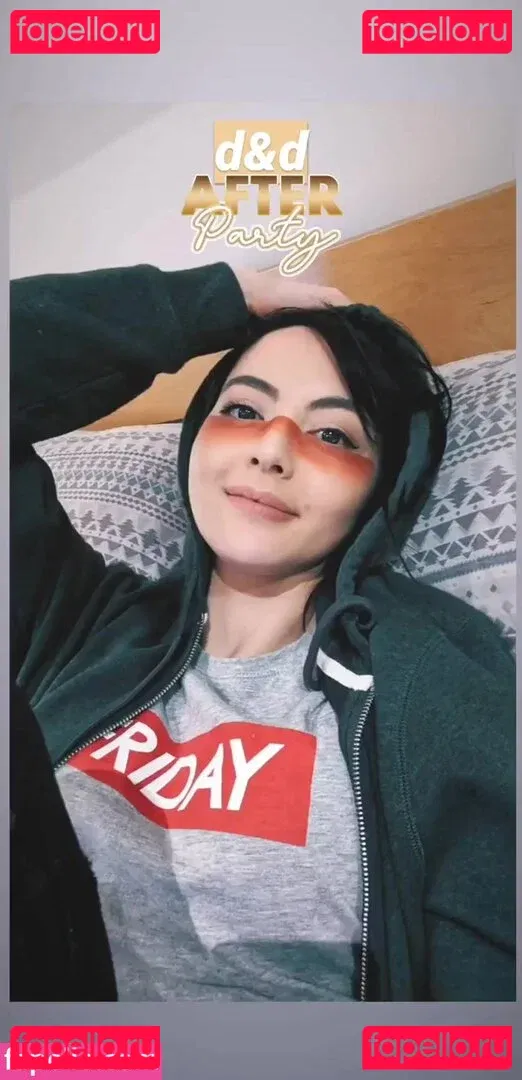 Jane Douglas Onlyfans Photo Gallery 