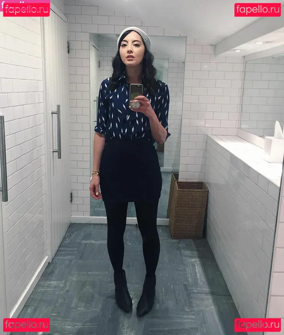 Jane Douglas Onlyfans Photo Gallery 