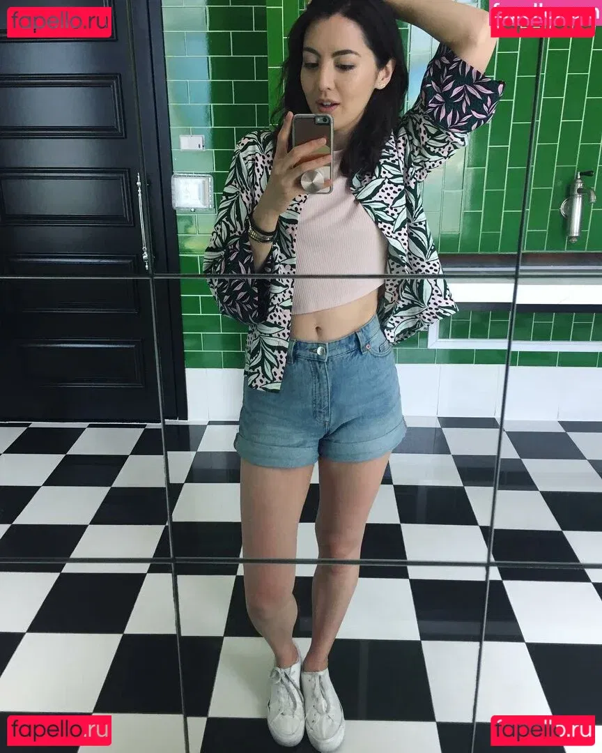 Jane Douglas Onlyfans Photo Gallery 