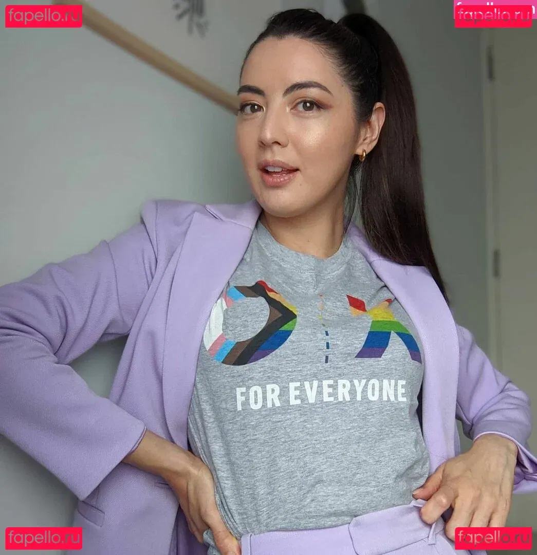 Jane Douglas Onlyfans Photo Gallery 