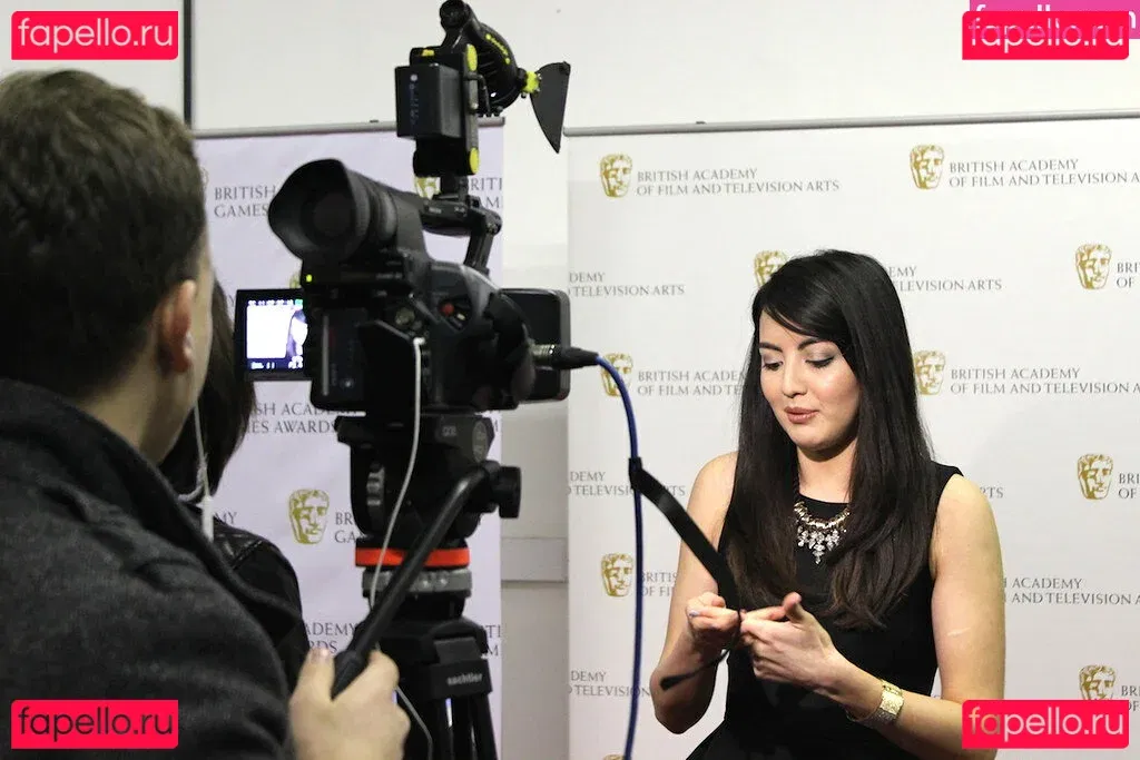 Jane Douglas Onlyfans Photo Gallery 