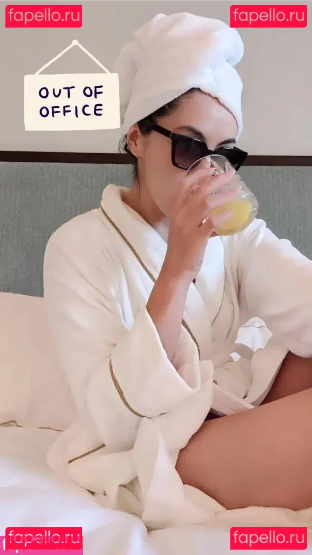 Jane Douglas Onlyfans Photo Gallery 