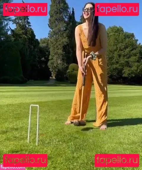 Jane Douglas Onlyfans Photo Gallery 