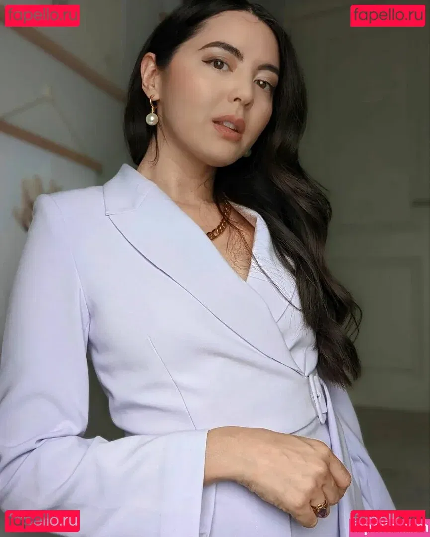 Jane Douglas Onlyfans Photo Gallery 