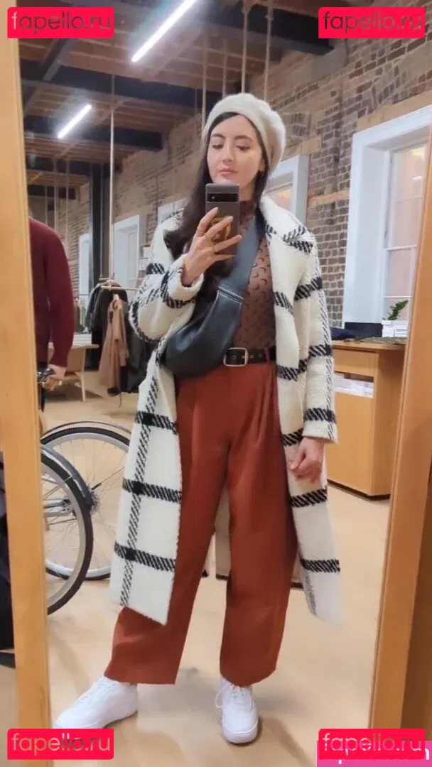 Jane Douglas Onlyfans Photo Gallery 