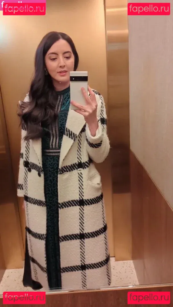 Jane Douglas Onlyfans Photo Gallery 